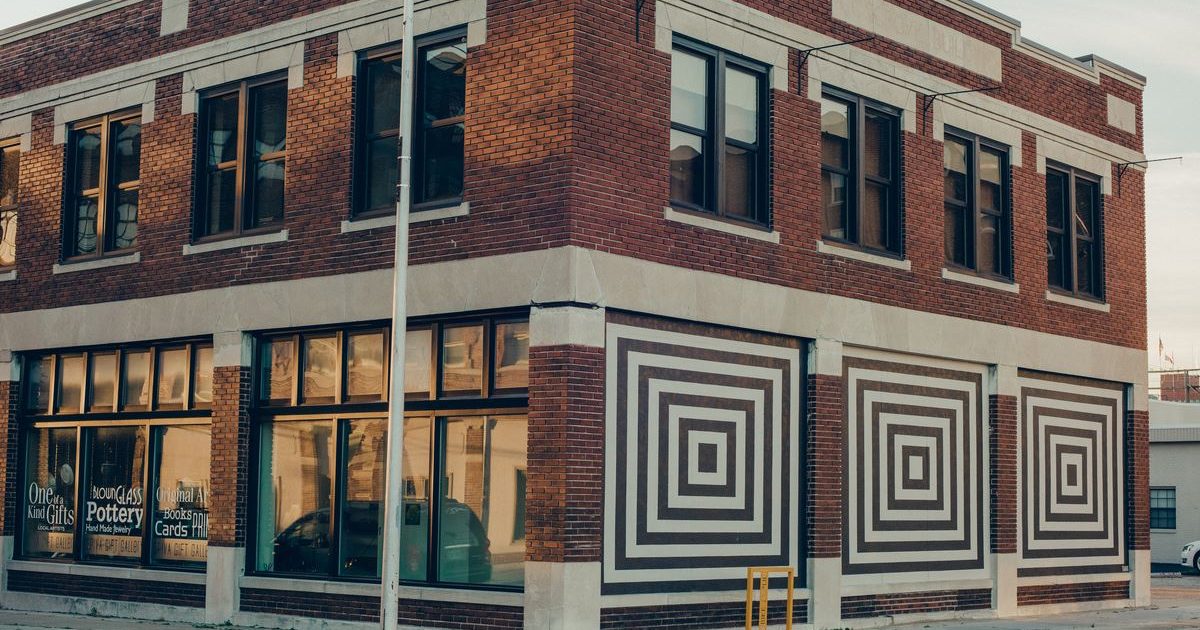 GeometricallyInspired Murals Visit Joplin MO